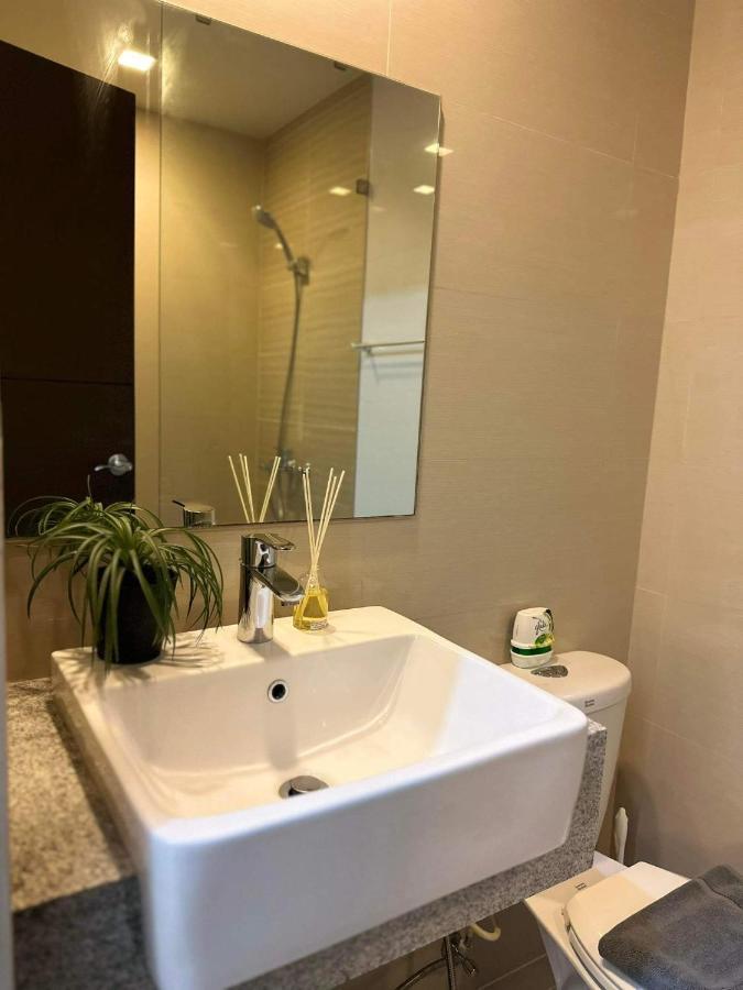 Uptown Parksuites Taguig Ngoại thất bức ảnh