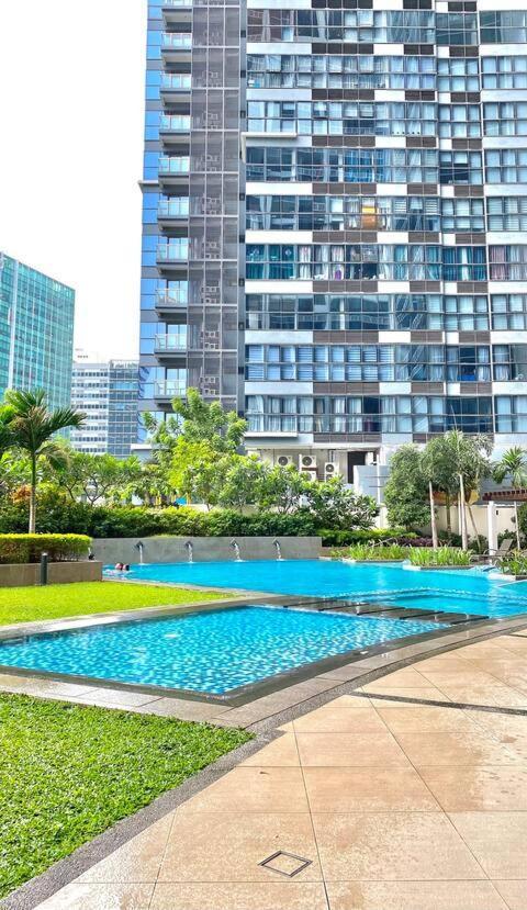 Uptown Parksuites Taguig Ngoại thất bức ảnh